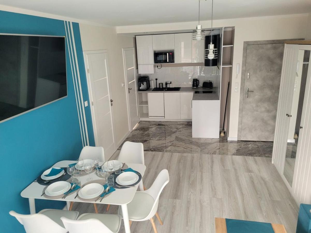 Pobierowo Baltic Apartament Turkusowy Luaran gambar